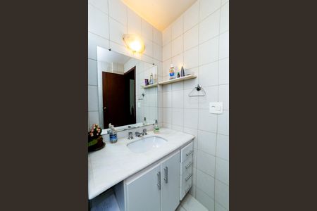 Apartamento para alugar com 100m², 4 quartos e 2 vagasBanheiro Social