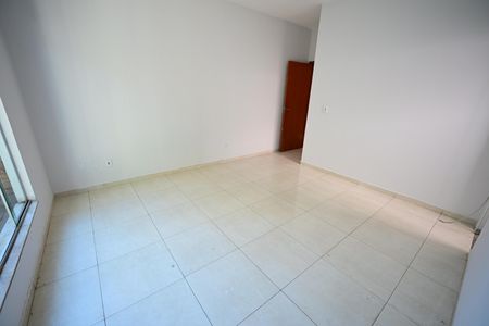 Casa à venda com 160m², 3 quartos e 3 vagas