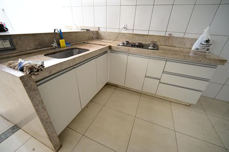 Casa à venda com 3 quartos, 160m² em Jardim Presidente, Goiânia