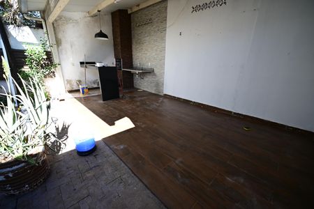 Casa à venda com 160m², 3 quartos e 3 vagas