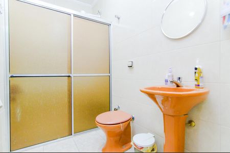 Banheiro  Social 2 de casa à venda com 4 quartos, 245m² em Gopouva, Guarulhos