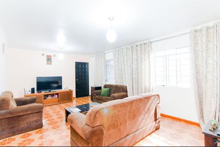 Casa à venda com 4 quartos, 245m² em Gopouva, Guarulhos