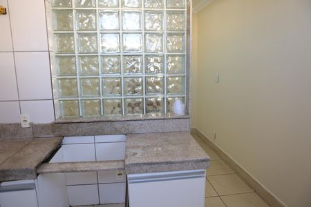Apartamento para alugar com 76m², 3 quartos e 1 vagaCozinha e Área de Serviço