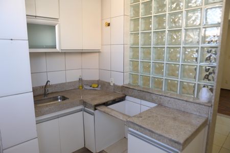 Apartamento para alugar com 76m², 3 quartos e 1 vagaCozinha e Área de Serviço