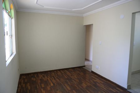 Sala de apartamento para alugar com 3 quartos, 76m² em Sta Cruz Ind, Contagem