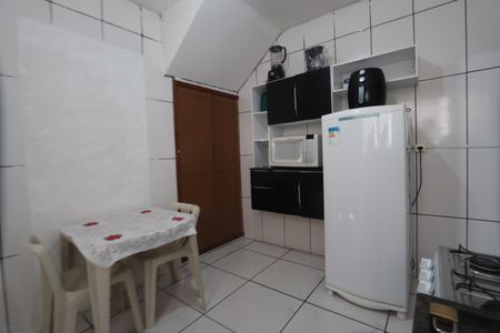 Cozinha de casa para alugar com 1 quarto, 28m² em Jardim Planalto, São Paulo