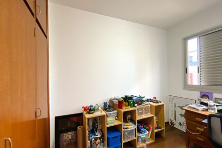 Apartamento à venda com 257m², 4 quartos e 2 vagas Apartamento à venda com 257m², 4 quartos e 2 vagasQuarto 3