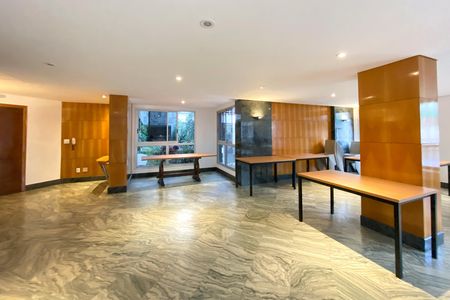 Apartamento à venda com 257m², 4 quartos e 2 vagas Apartamento à venda com 257m², 4 quartos e 2 vagasÁrea comum