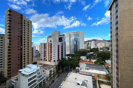 Apartamento à venda com 257m², 4 quartos e 2 vagas Apartamento à venda com 257m², 4 quartos e 2 vagasVista da Sala