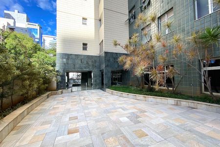 Apartamento à venda com 257m², 4 quartos e 2 vagas Apartamento à venda com 257m², 4 quartos e 2 vagasÁrea comum