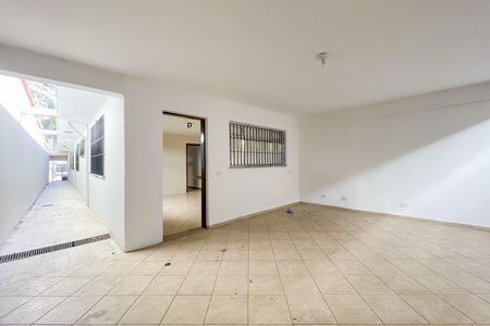Quintal de casa à venda com 3 quartos, 125m² em Vila Osasco, Osasco