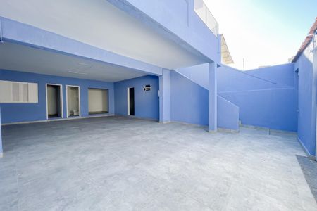 Garagem de casa à venda com 3 quartos, 250m² em Adalgisa, São Paulo