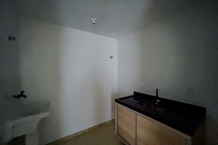 Cozinha e Área de Serviço de apartamento para alugar com 1 quarto, 30m² em Vila Carrão, São Paulo