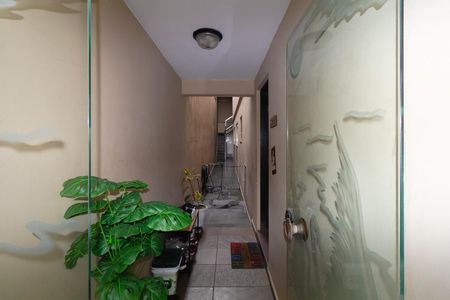Corredor Externo de casa à venda com 3 quartos, 180m² em Jardim Marília, São Paulo