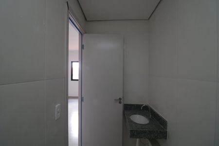 Banheiro de kitnet/studio à venda com 1 quarto, 27m² em Vila Alpina, São Paulo