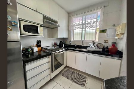Apartamento para alugar com 100m², 3 quartos e 2 vagas Apartamento para alugar com 100m², 3 quartos e 2 vagasCozinha
