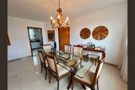 Apartamento para alugar com 100m², 3 quartos e 2 vagas Apartamento para alugar com 100m², 3 quartos e 2 vagasSala