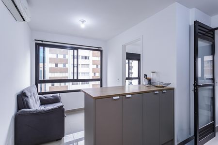 Sala de apartamento para alugar com 2 quartos, 56m² em Indianópolis, São Paulo