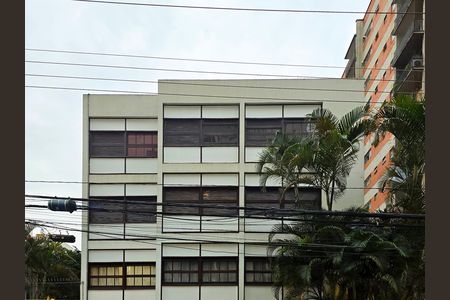Apartamento à venda com 78m², 2 quartos e sem vaga Apartamento à venda com 78m², 2 quartos e sem vagaFachada