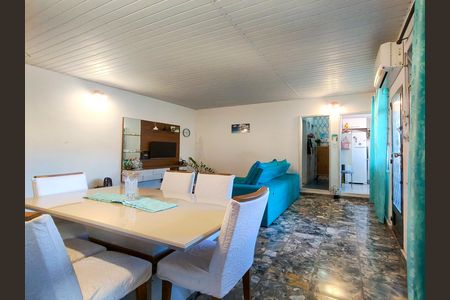 Sala de casa à venda com 2 quartos, 120m² em Engenho Novo, Rio de Janeiro