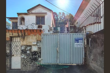 Fachada de casa à venda com 2 quartos, 120m² em Engenho Novo, Rio de Janeiro