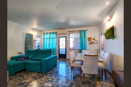 Casa à venda com 120m², 2 quartos e 1 vaga Casa à venda com 120m², 2 quartos e 1 vagaSala