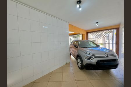 Garagem de casa à venda com 6 quartos, 223m² em Jardim Leda, Guarulhos