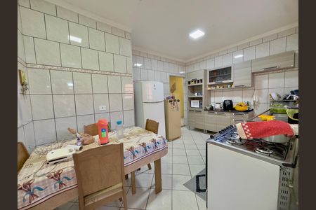 Cozinha de casa à venda com 6 quartos, 223m² em Jardim Leda, Guarulhos