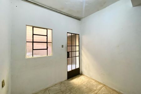 Sala de casa para alugar com 2 quartos, 360m² em Alpes, Belo Horizonte