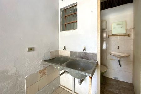 Área de Serviço de casa para alugar com 2 quartos, 360m² em Alpes, Belo Horizonte