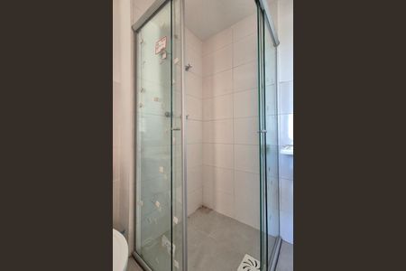 Apartamento à venda com 41m², 2 quartos e 1 vaga Apartamento à venda com 41m², 2 quartos e 1 vagaBanheiro