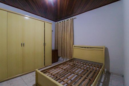 Casa para alugar com 240m², 2 quartos e 2 vagas