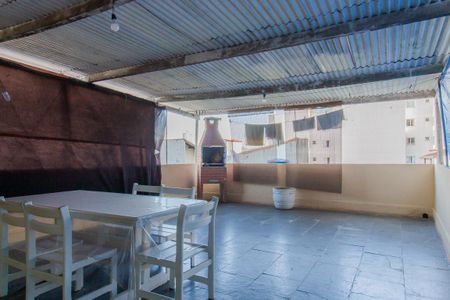 Casa para alugar com 240m², 2 quartos e 2 vagas