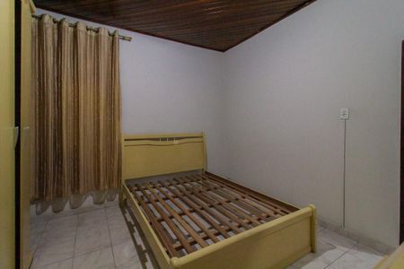Casa para alugar com 240m², 2 quartos e 2 vagas