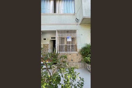 Plaquinha de apartamento para alugar com 2 quartos, 75m² em Tijuca, Rio de Janeiro