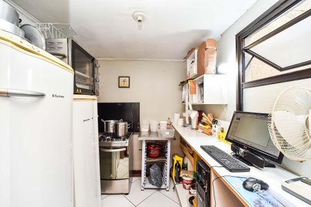 Cozinha auxiliar de apartamento para alugar com 2 quartos, 250m² em Bela Vista, Porto Alegre