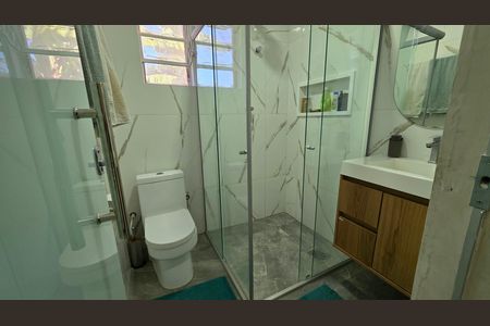 Casa à venda com 500m², 4 quartos e 4 vagas Casa à venda com 500m², 4 quartos e 4 vagasBanheiro da suíte 3