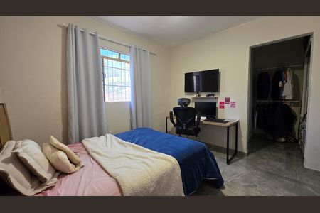 Casa à venda com 500m², 4 quartos e 4 vagas Casa à venda com 500m², 4 quartos e 4 vagasSuíte 3