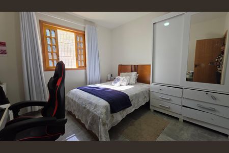 Casa à venda com 500m², 4 quartos e 4 vagas Casa à venda com 500m², 4 quartos e 4 vagasSuíte 2