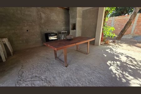Área externa de casa à venda com 4 quartos, 500m² em Joá, Lagoa Santa