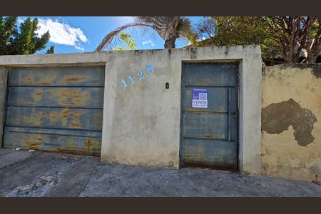 Fachada de casa à venda com 4 quartos, 500m² em Joá, Lagoa Santa