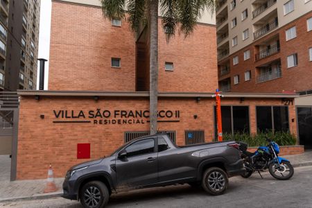 Apartamento para alugar com 2 quartos, 44m² em Jardim Tres Irmaos, Taboão da Serra