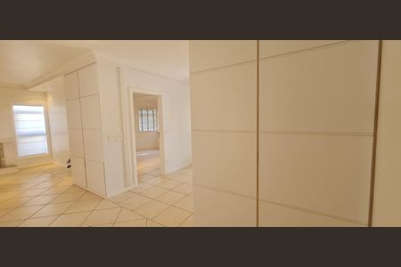 Sala de casa de condomínio à venda com 4 quartos, 365m² em Loteamento Alphaville Campinas, Campinas