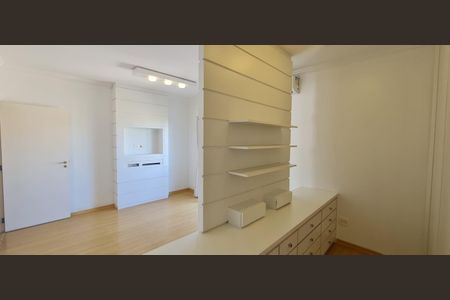 Casa de condomínio à venda com 365m², 4 quartos e 4 vagas