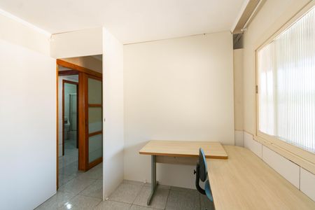 Casa para alugar com 180m², 3 quartos e 2 vagas