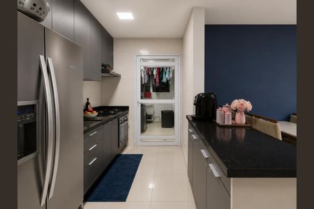 Cozinha de apartamento à venda com 2 quartos, 67m² em Utinga, Santo André