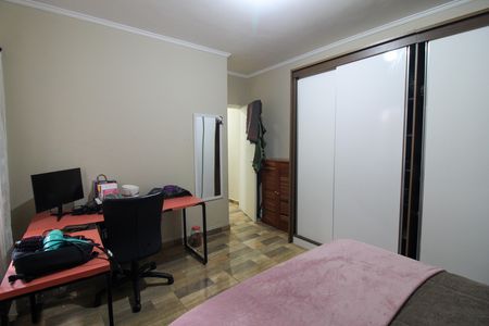 Casa à venda com 120m², 3 quartos e 2 vagas Casa à venda com 120m², 3 quartos e 2 vagasQuarto 2