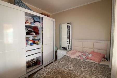 Casa à venda com 120m², 3 quartos e 2 vagas Casa à venda com 120m², 3 quartos e 2 vagasQuarto 1