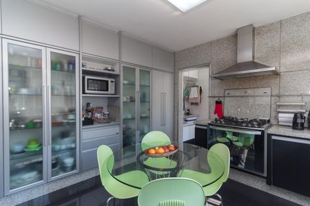 Foto 13 de casa à venda com 4 quartos, 333m² em Bandeirantes (Pampulha), Belo Horizonte