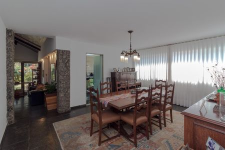 Foto 11 de casa à venda com 4 quartos, 333m² em Bandeirantes (Pampulha), Belo Horizonte